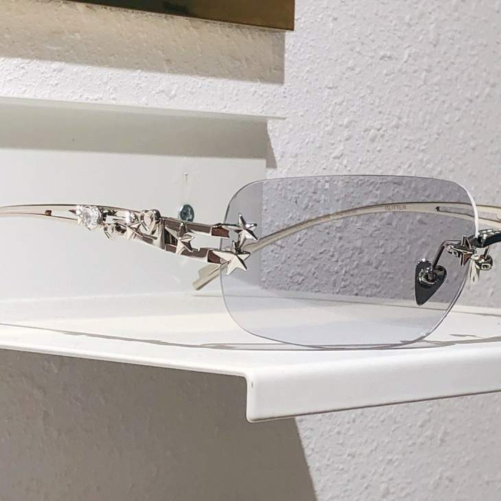 Picture of Gentle Monster Sunglasses _SKUfw65330607fw